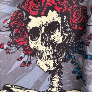 Grateful Dead Skull and Roses Graphic Robe